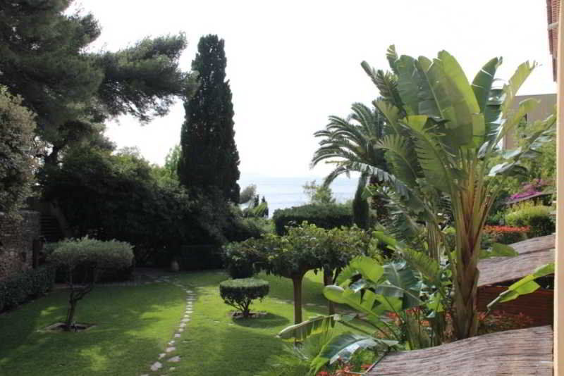 La Residence Du Bailli Rayol-Canadel-sur-Mer Exterior photo